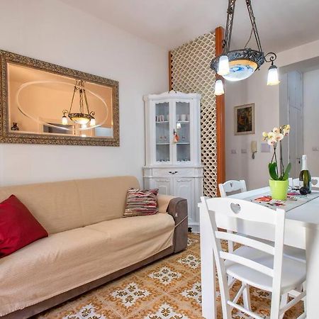 אלגהרו Casa Vacanze 100 Metri Dal Mare מראה חיצוני תמונה